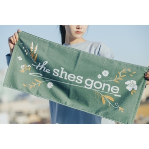 the shes gone | UKFC ONLINE SHOP