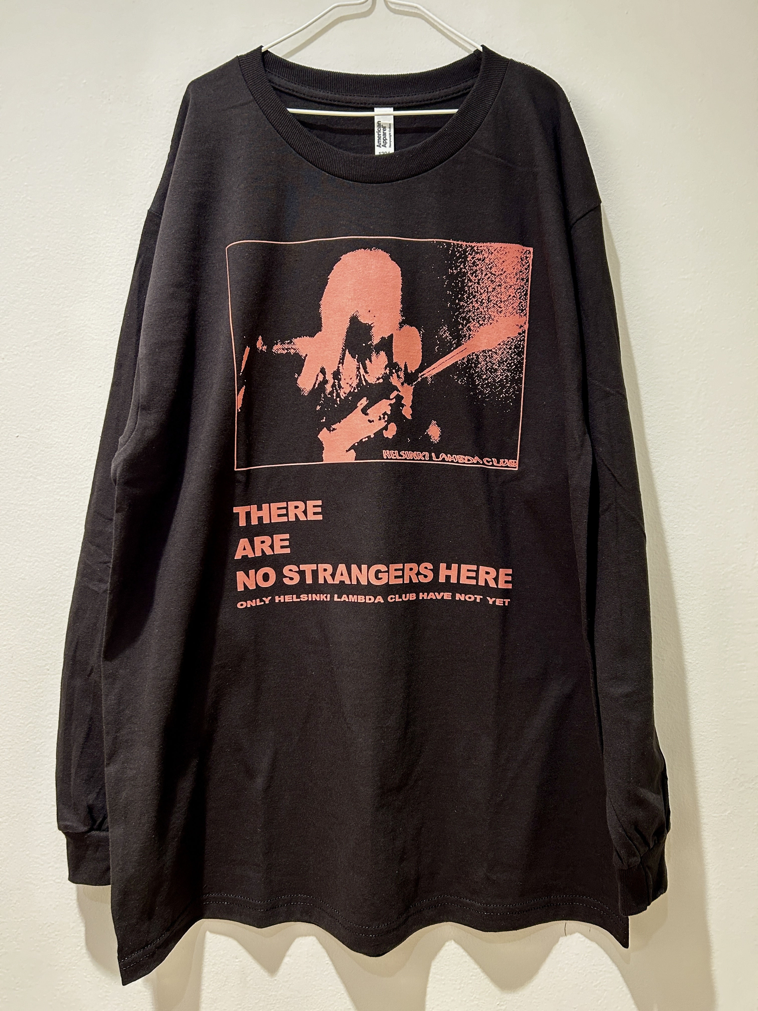 NO STRANGERS Long Sleeve