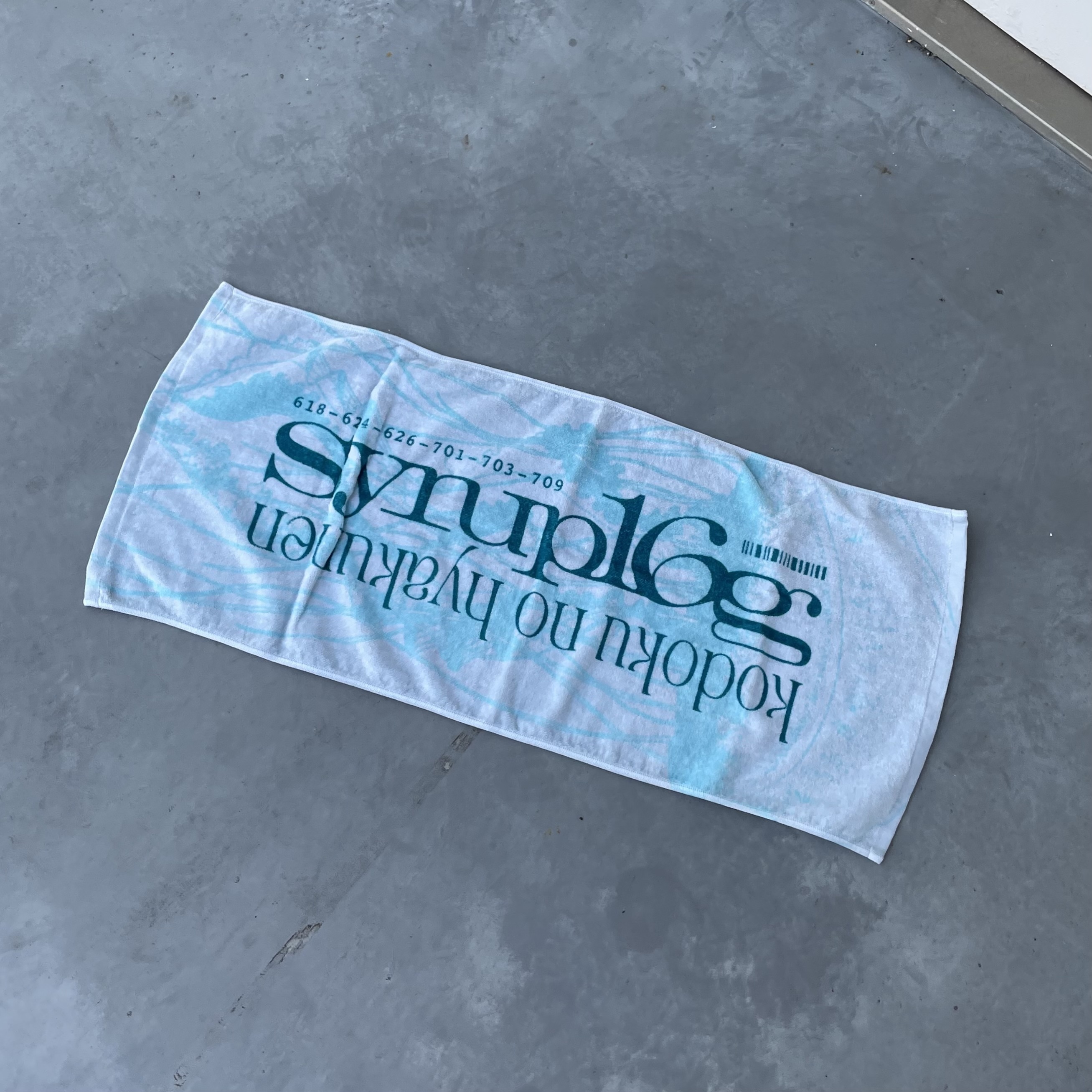 孤毒の百年 Face Towel