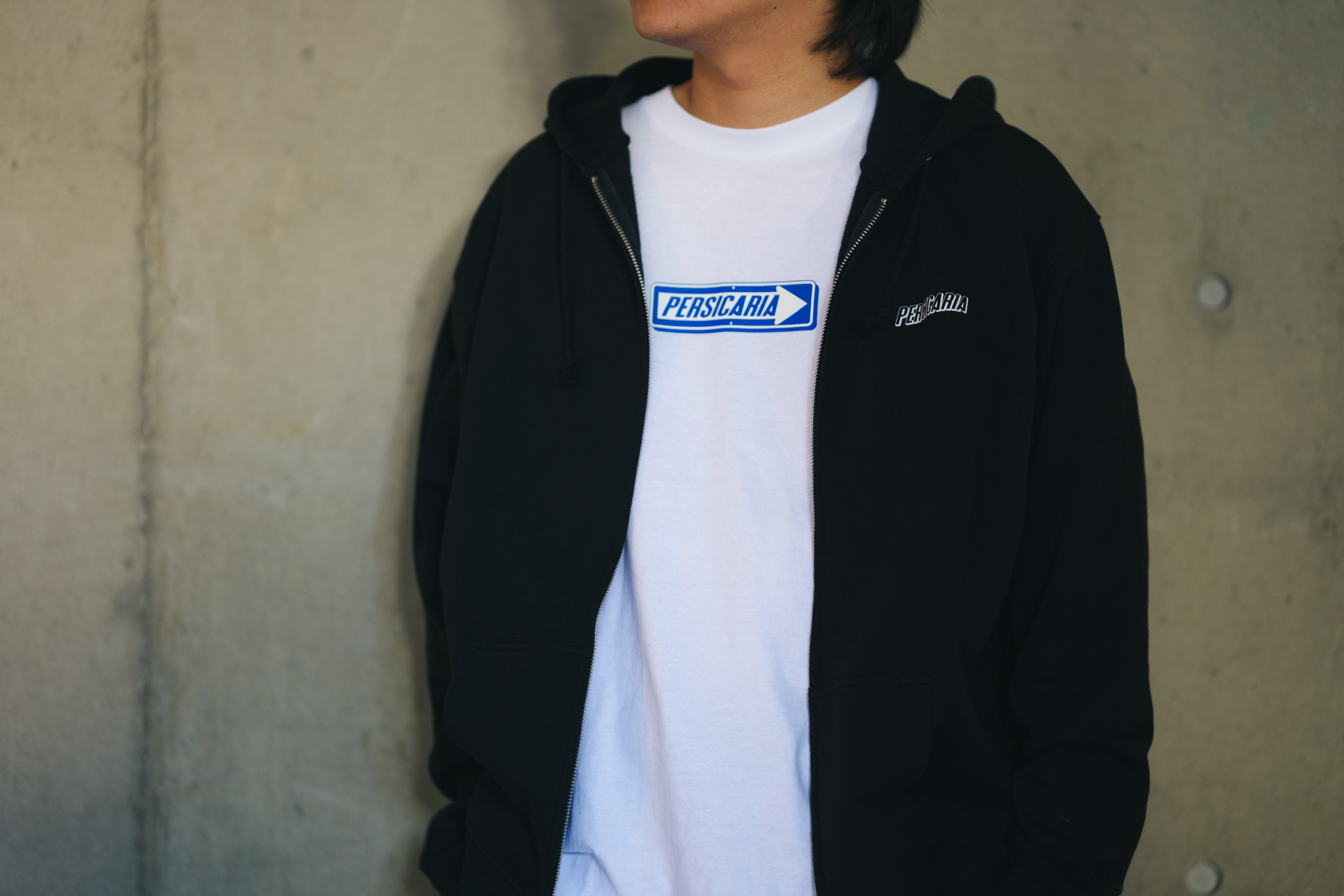 ZIPパーカ（Black）