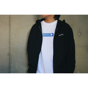 ZIPパーカ（Black）