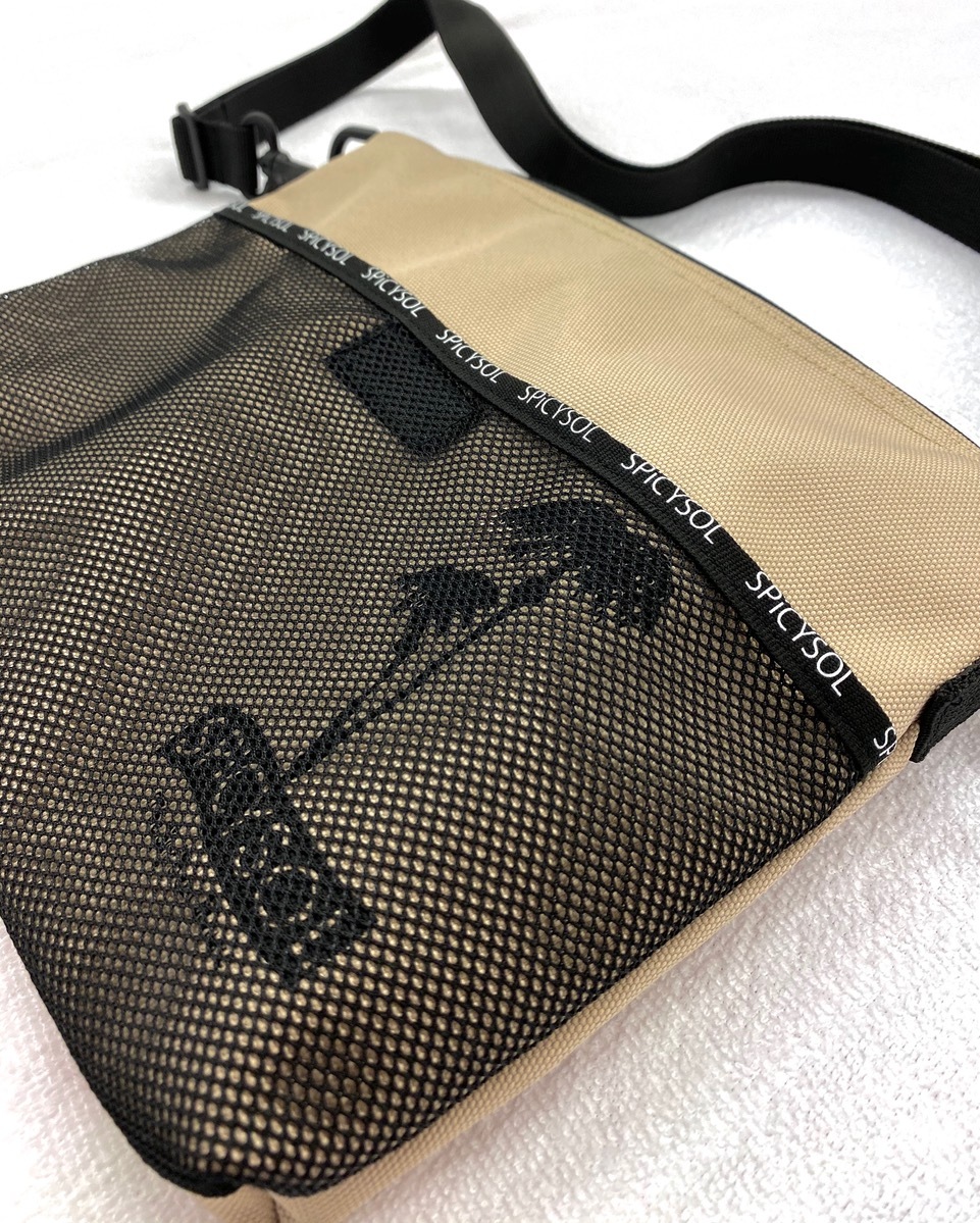 「SPiCY Logo Mini Bag」 (全2色)