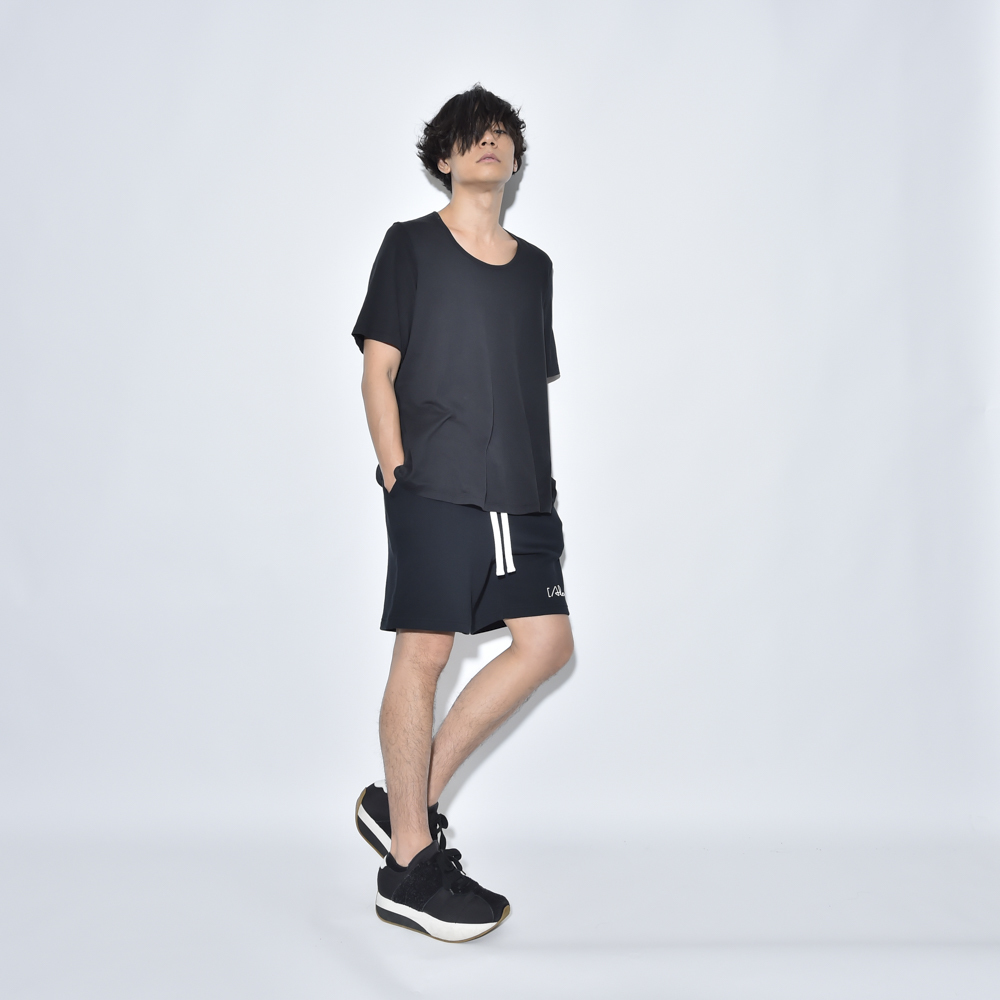 SHORTS(BLACK)